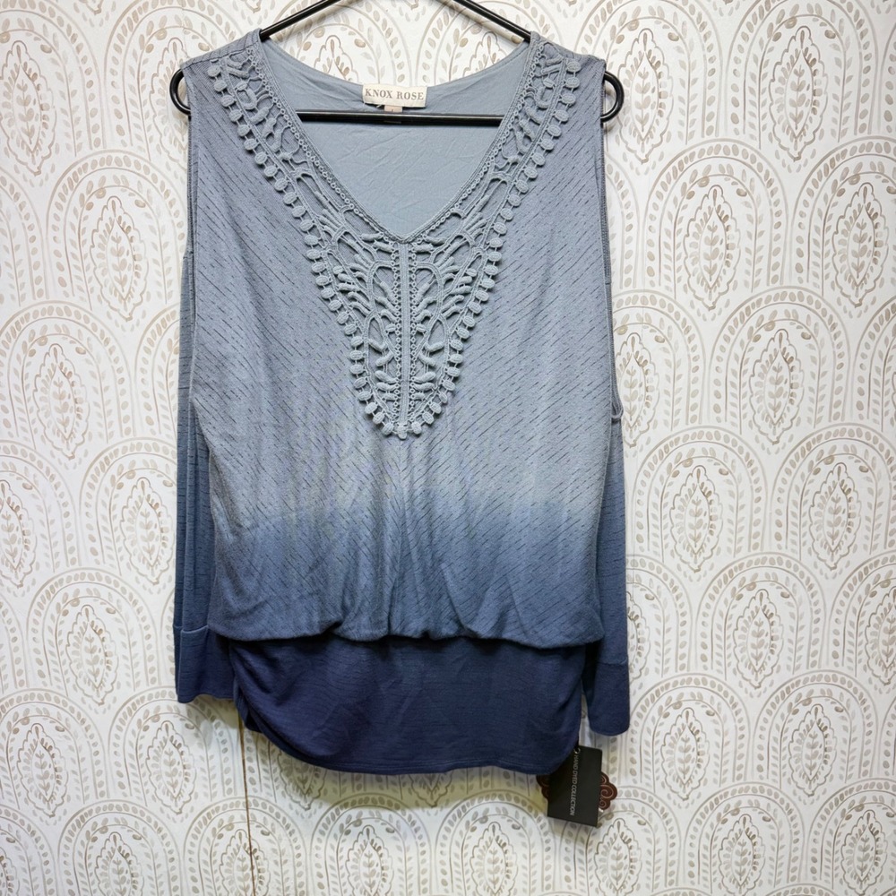 Knox Rose Ombre Blue Crochet V-Neck Sleeveless Blouse
